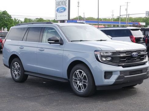 New 2026 Ford Expedition Active AWD/4WD image 8