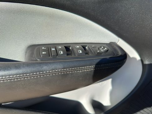 Used 2016 Dodge Dart SXT w/ Rallye Appearance Group image 10