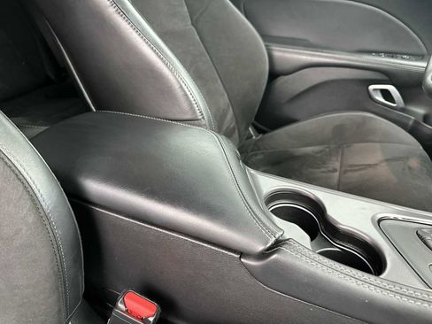 Used 2023 Dodge Challenger R/T w/ T/A Package image 22