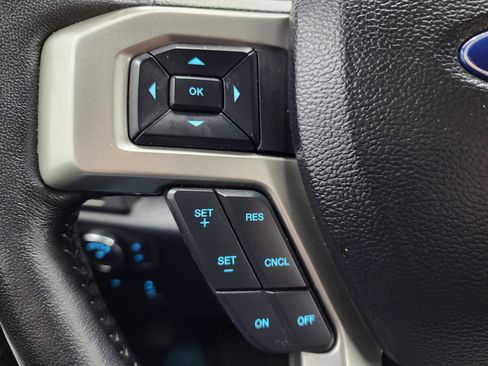 Used 2021 Ford F350 Lariat image 17