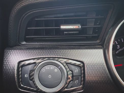 Used 2019 Ford Mustang GT Premium w/ California Special Package RWD image 6