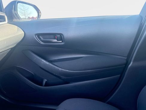 Used 2024 Toyota Corolla LE image 20