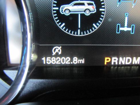 Used 2018 Ford Expedition Max Limited w/ Equipment Group 301A RWD image 42