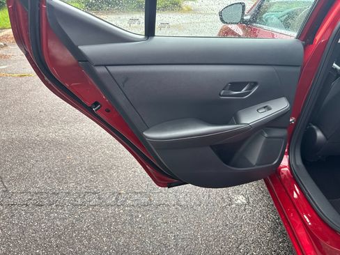 Used 2024 Nissan Sentra SV FWD image 21