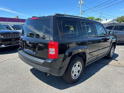 Certified 2016 Jeep Patriot Sport w/ Power Value Group FWD image 3