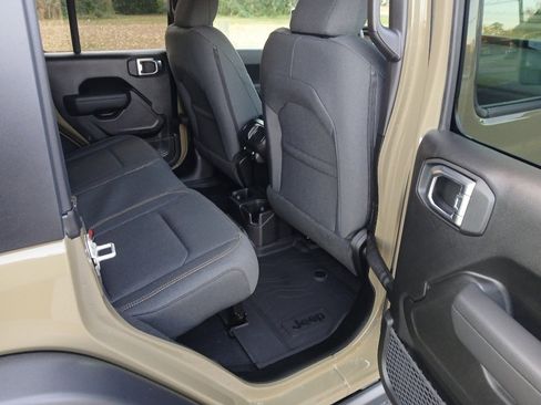 New 2026 Jeep Wrangler Unlimited Sport image 30