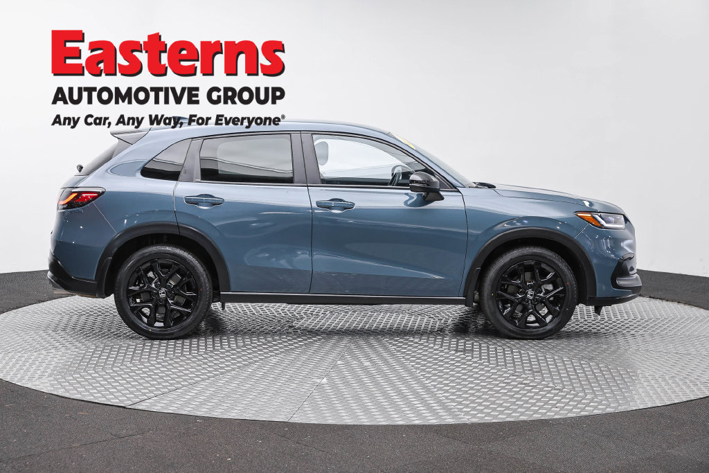 Used 2024 Honda HR-V Sport image 5