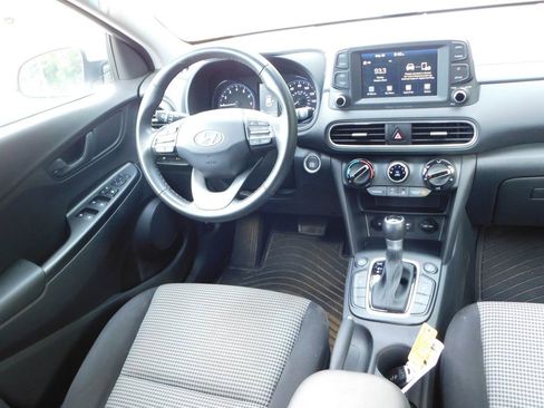 Used 2021 Hyundai Kona SEL AWD/4WD image 6