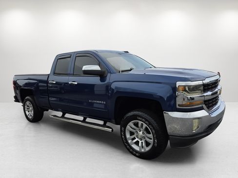 Used 2016 Chevrolet Silverado 1500 LT w/ All Star Edition RWD image 3