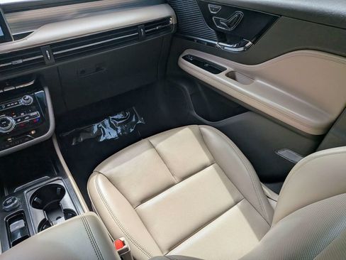 Certified 2020 Lincoln Corsair FWD image 19