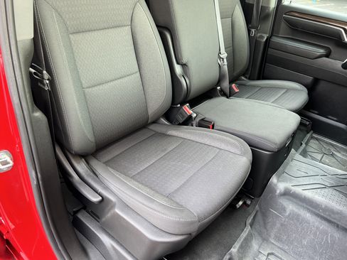 Used 2023 Chevrolet Silverado 1500 LT image 24