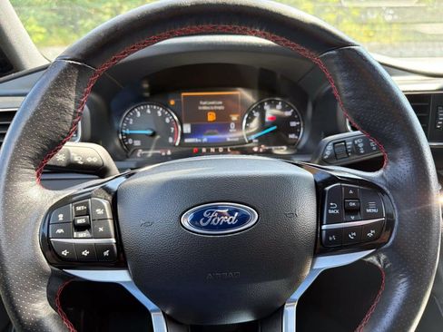 Used 2023 Ford Explorer ST-Line w/ Class IV Trailer Tow Package AWD/4WD image 23