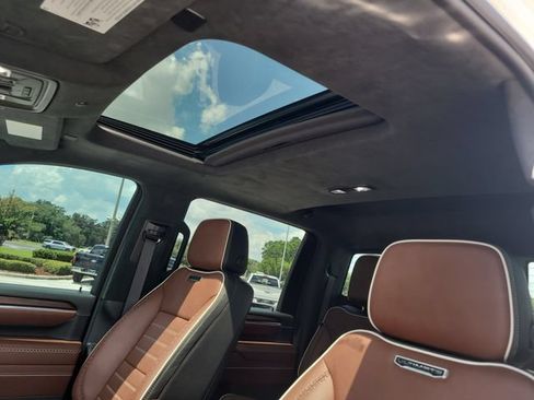 Used 2024 GMC Sierra 2500 Denali Ultimate AWD/4WD image 22