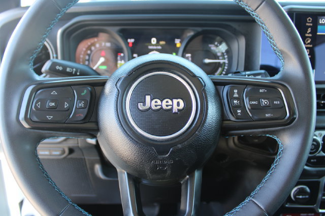 Used 2024 Jeep Wrangler Unlimited Rubicon 4xe AWD/4WD image 18