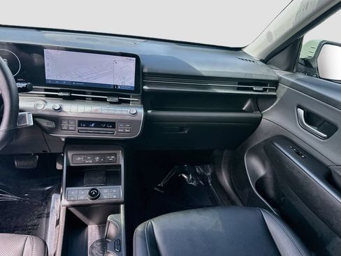 Used 2025 Hyundai Kona Limited AWD/4WD image 21