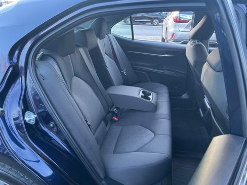 Used 2022 Toyota Camry LE image 17