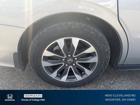 Used 2024 Honda Odyssey EX-L image 5