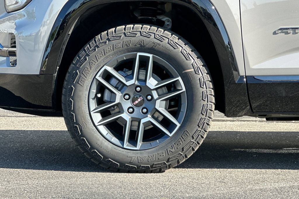 New 2026 GMC Terrain AT4 w/ Convenience Package III AWD/4WD image 29