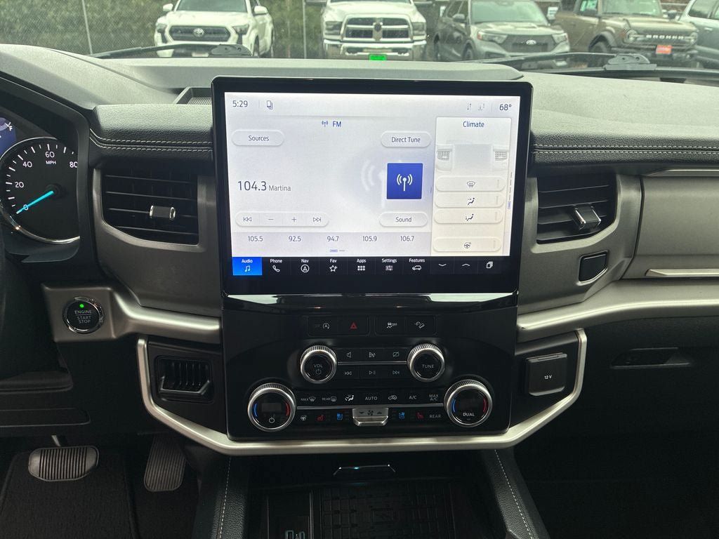 Used 2024 Ford Expedition Max XLT AWD/4WD image 23