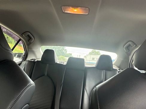 Used 2022 Toyota Camry SE FWD image 16