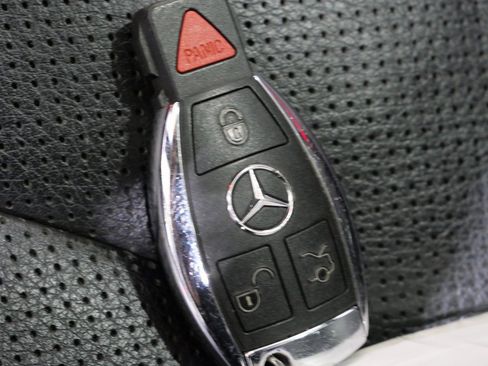 Used 2014 Mercedes-Benz S 550 Sedan image 28