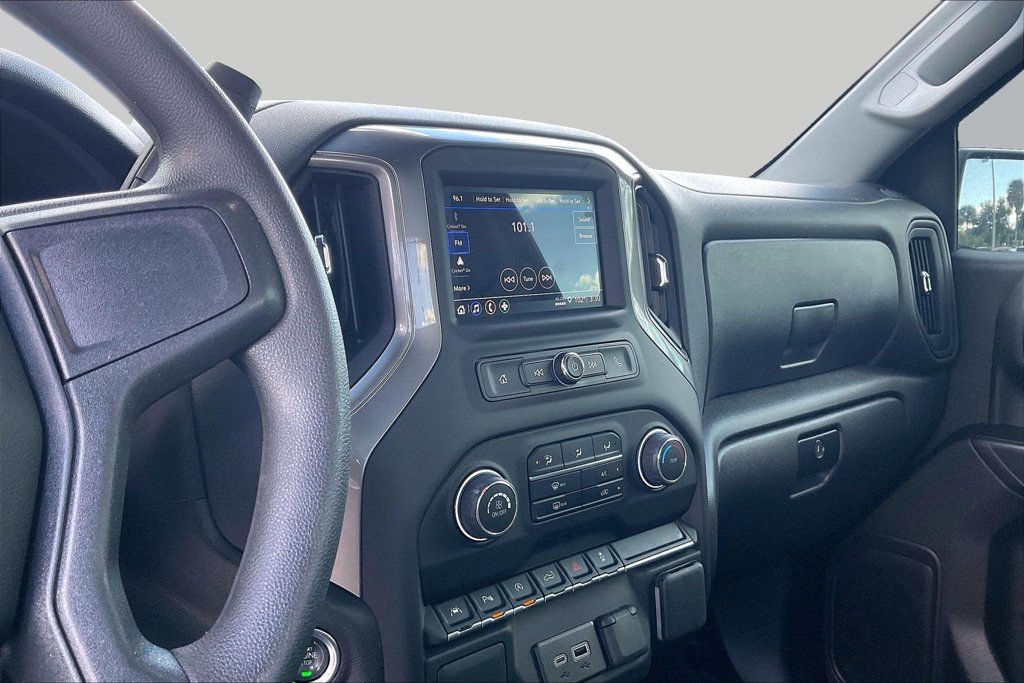 Used 2025 Chevrolet Silverado 1500 W/T w/ WT Safety Package AWD/4WD image 9