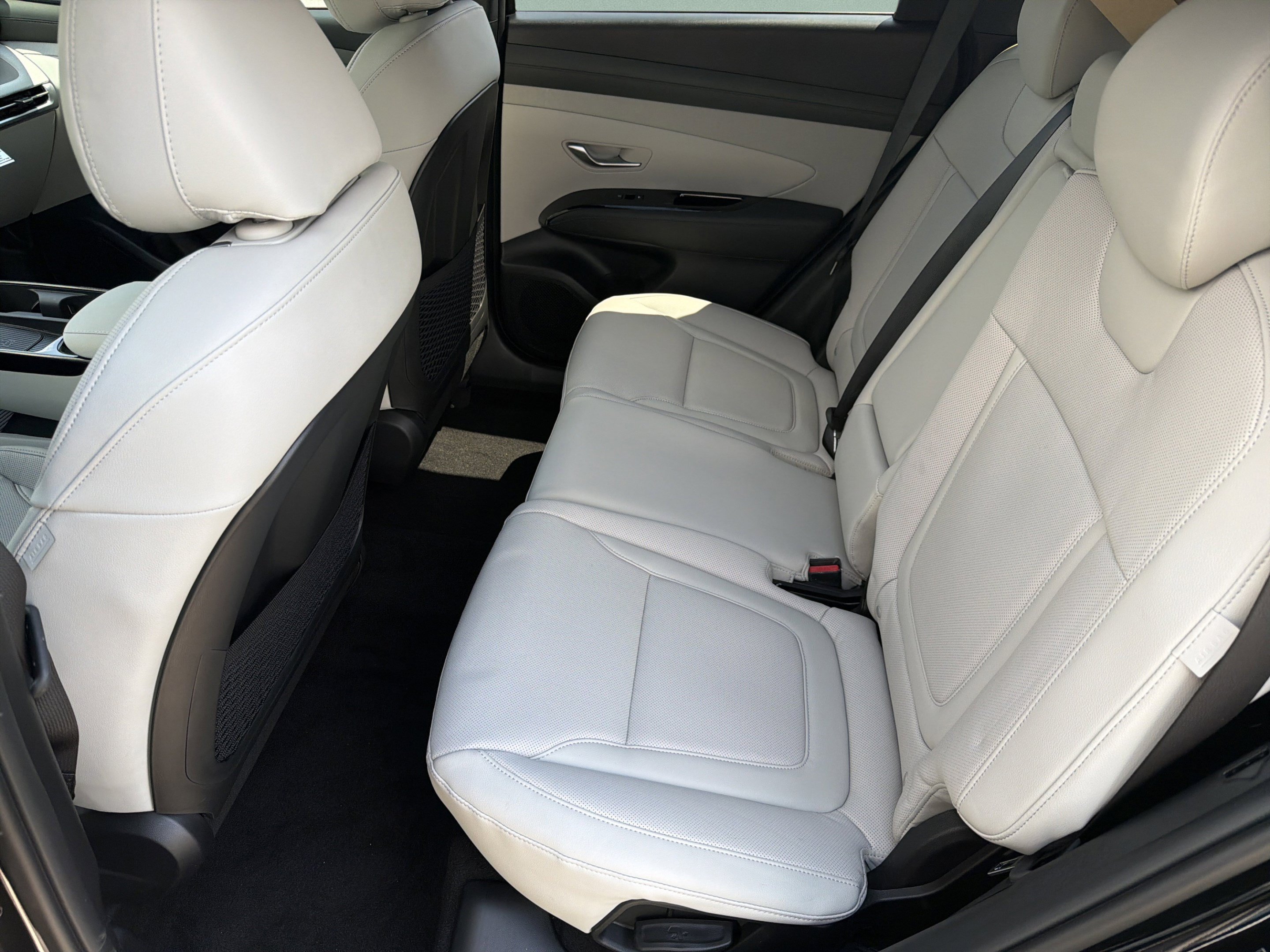 New 2026 Hyundai Tucson Limited FWD image 10