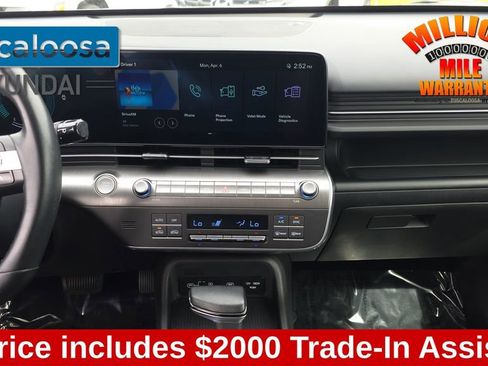 Used 2025 Hyundai Kona SEL image 26