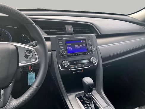 Used 2019 Honda Civic LX image 6
