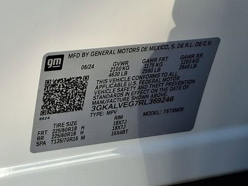 Used 2024 GMC Terrain SLT image 31