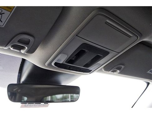 New 2025 Honda Pilot Touring image 17