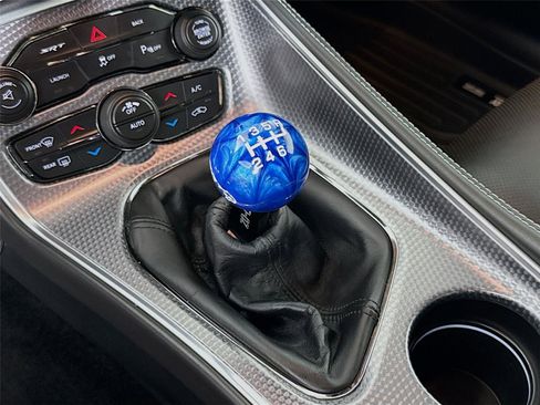 Used 2015 Dodge Challenger SRT Hellcat RWD image 18