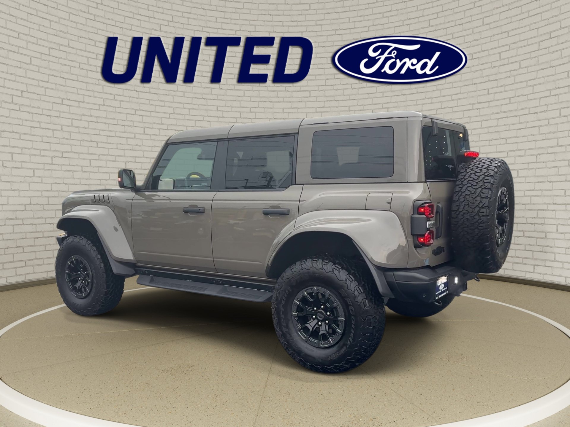 New 2025 Ford Bronco Raptor w/ Interior Carbon Fiber Pack AWD/4WD image 6