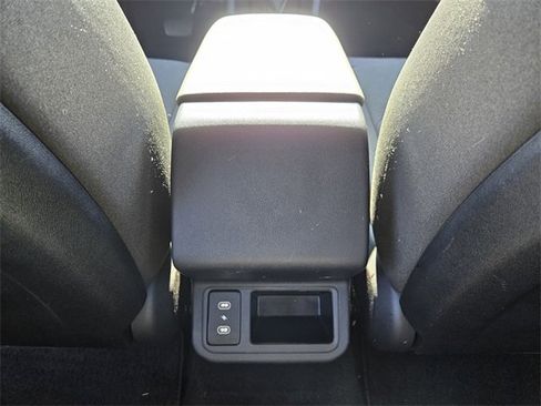 Used 2025 Kia K4 LXS image 10