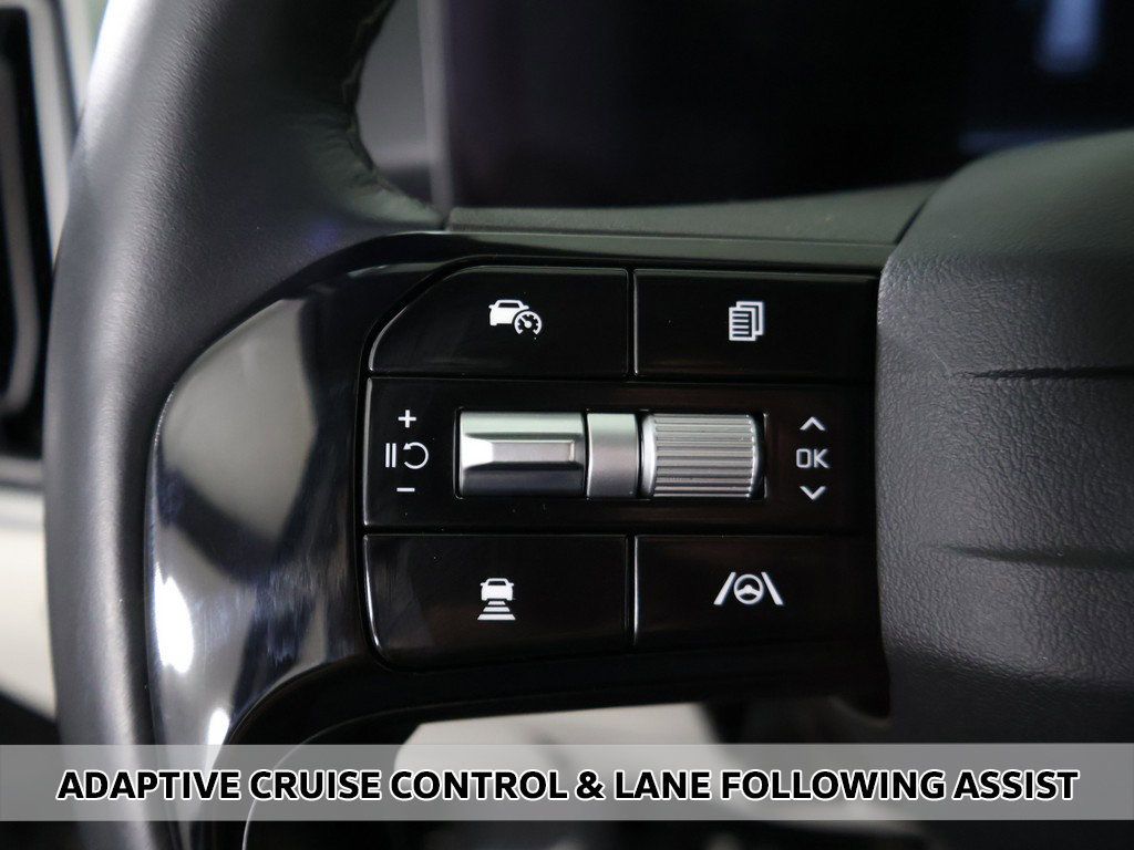 Certified 2026 Kia Sorento S FWD image 3