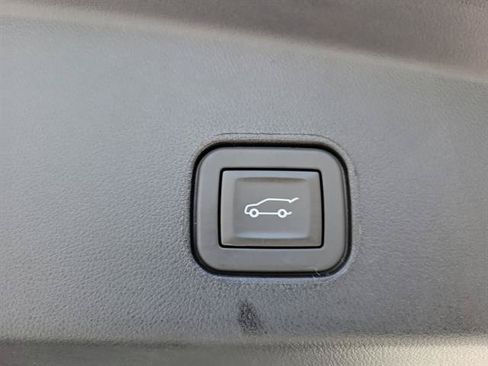 Certified 2025 Cadillac Lyriq Luxury w/ LPO, Floor Liner Package RWD image 8
