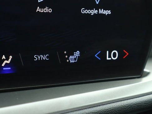 Certified 2024 Chevrolet Traverse LT w/ Enhanced Driving Package image 7