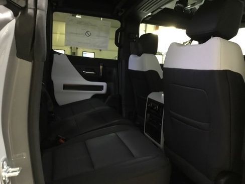 New 2025 GMC Hummer EV 3X image 54