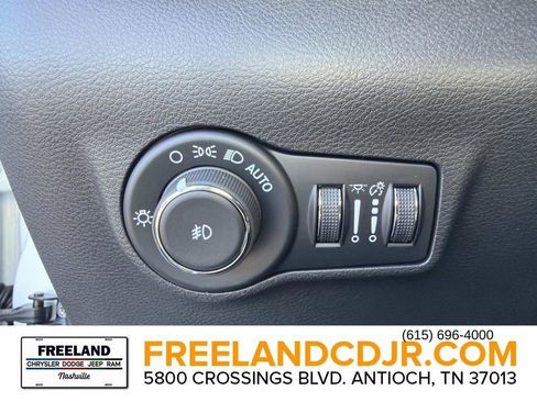 New 2026 Jeep Compass Latitude image 21