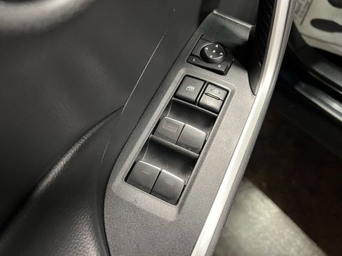 Used 2022 Toyota RAV4 XLE image 13