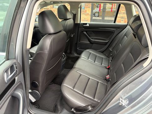 Used 2014 Volkswagen Jetta TDI image 4