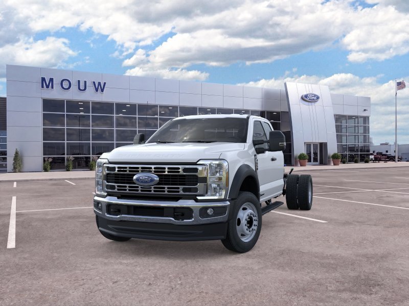 New 2026 Ford F550 4x4 SuperCab Super Duty image 2