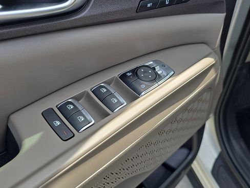 New 2026 Kia Carnival SX FWD image 21