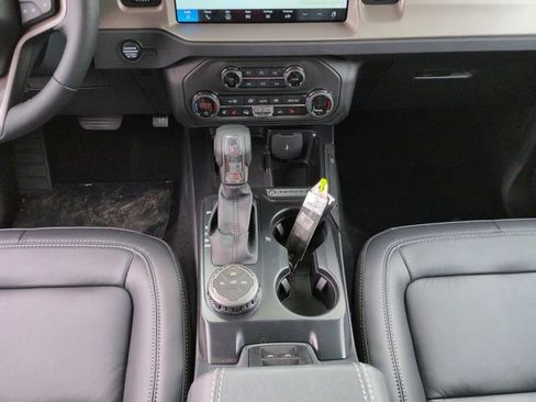 New 2026 Ford Bronco Outer Banks AWD/4WD image 18