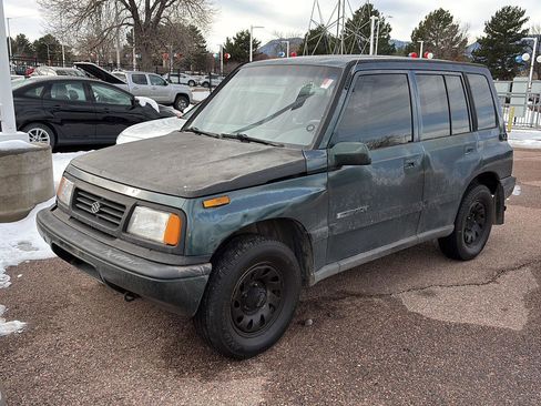 Used 1998 Suzuki Sidekick JX image 2