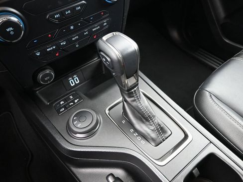 Used 2021 Ford Ranger Lariat w/ Equipment Group 501A High image 14