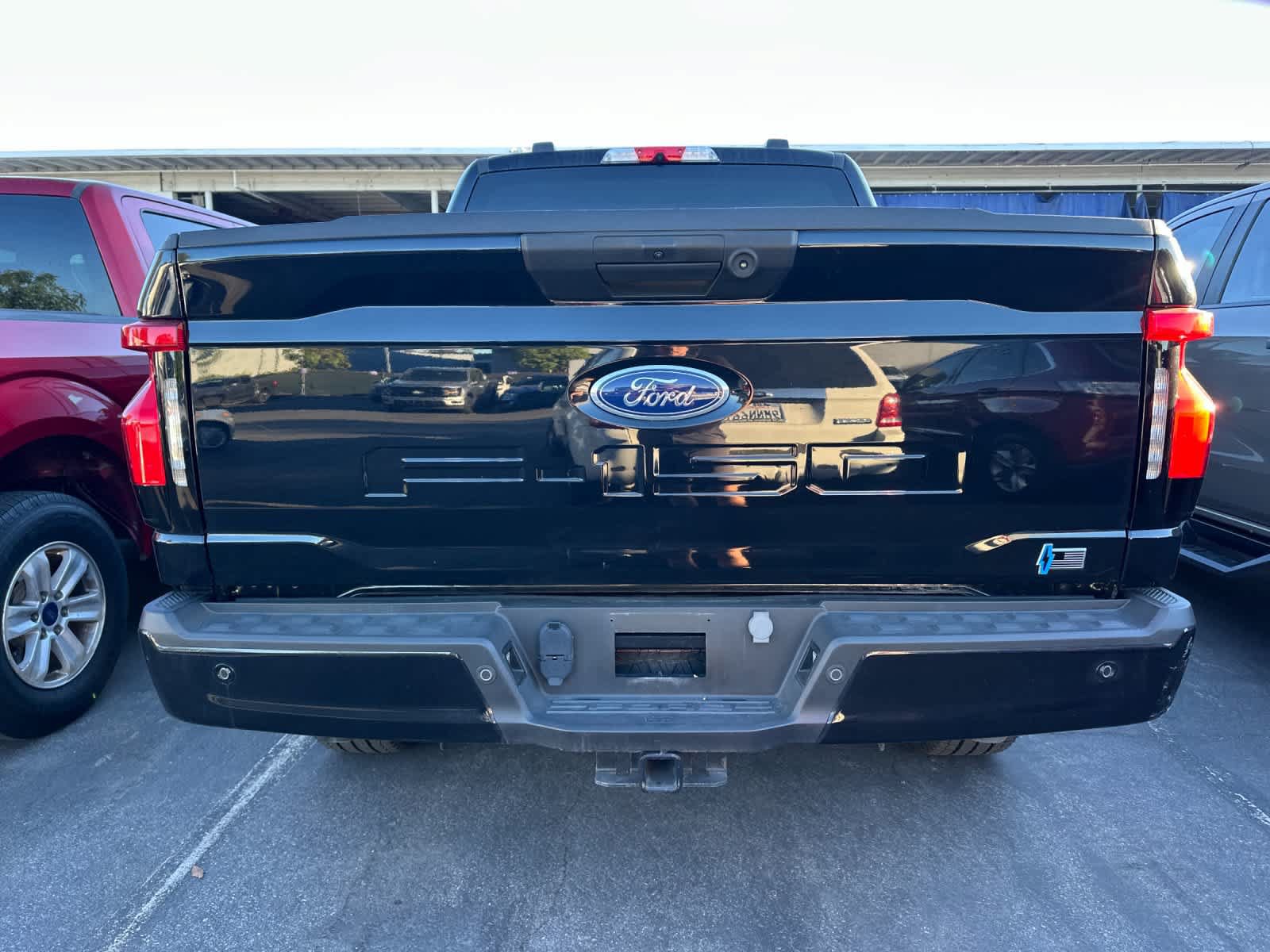 Used 2023 Ford F150 Lightning XLT AWD/4WD image 5