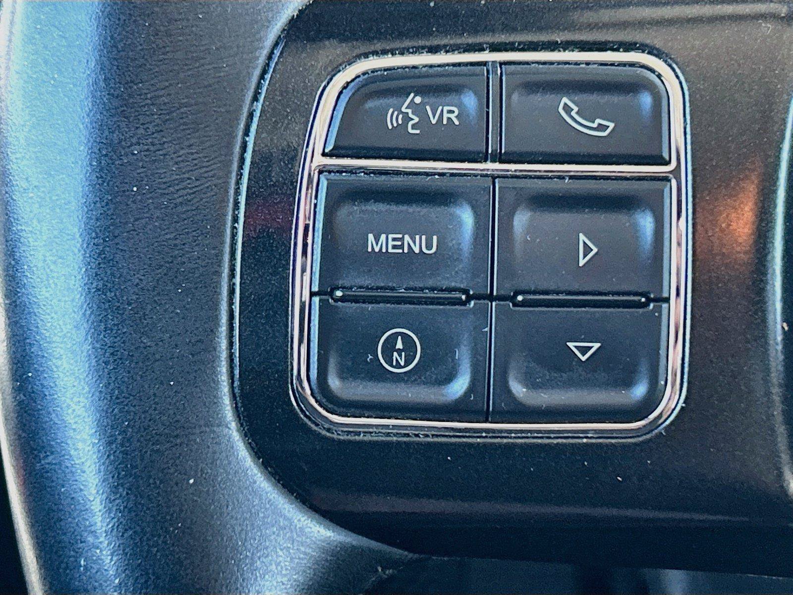 Used 2017 Jeep Wrangler Unlimited Sahara AWD/4WD image 31