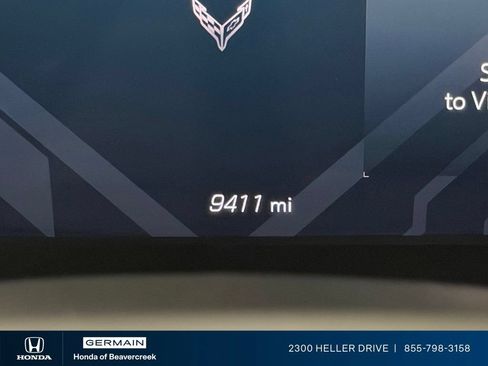 Used 2022 Chevrolet Corvette Stingray Premium Cpe w/ Z51 Performance Package RWD image 25