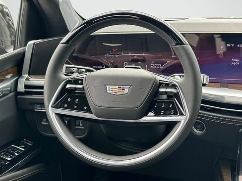 New 2026 Cadillac Escalade ESV Platinum Sport w/ LPO, ONYX Package AWD/4WD image 5